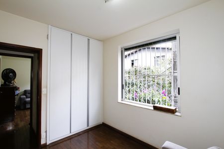 Apartamento à venda com 180m², 4 quartos e 2 vagasQuarto 1