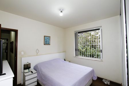 Apartamento à venda com 180m², 4 quartos e 2 vagasQuarto 4 - Suíte