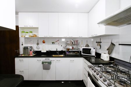Apartamento à venda com 180m², 4 quartos e 2 vagasCozinha