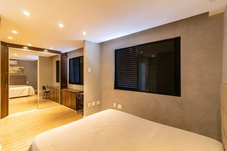 Apartamento à venda com 239m², 4 quartos e 4 vagasSuíte 2