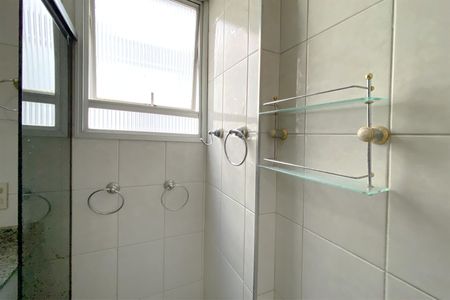 Apartamento à venda com 129m², 4 quartos e 2 vagas Apartamento à venda com 129m², 4 quartos e 2 vagasBanheiro da Suíte