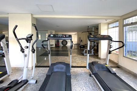 Apartamento à venda com 129m², 4 quartos e 2 vagas Apartamento à venda com 129m², 4 quartos e 2 vagasÁrea comum - Academia