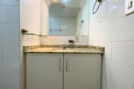 Apartamento à venda com 129m², 4 quartos e 2 vagas Apartamento à venda com 129m², 4 quartos e 2 vagasBanheiro