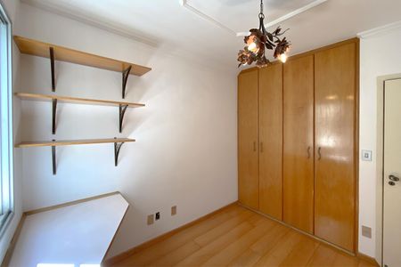 Apartamento à venda com 129m², 4 quartos e 2 vagas Apartamento à venda com 129m², 4 quartos e 2 vagasQuarto 2