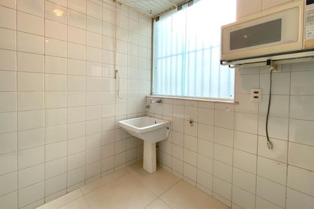 Apartamento à venda com 129m², 4 quartos e 2 vagas Apartamento à venda com 129m², 4 quartos e 2 vagasÁrea de Serviço