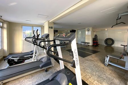 Apartamento à venda com 129m², 4 quartos e 2 vagas Apartamento à venda com 129m², 4 quartos e 2 vagasÁrea comum - Academia