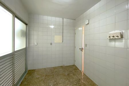 Apartamento à venda com 129m², 4 quartos e 2 vagas Apartamento à venda com 129m², 4 quartos e 2 vagasCozinha
