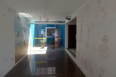 Casa à venda com 195m², 3 quartos e 2 vagas