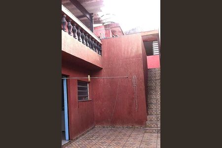 Casa à venda com 218m², 3 quartos e 2 vagas