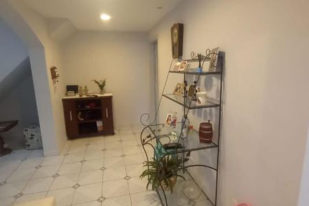 Casa à venda com 201m², 3 quartos e 2 vagas