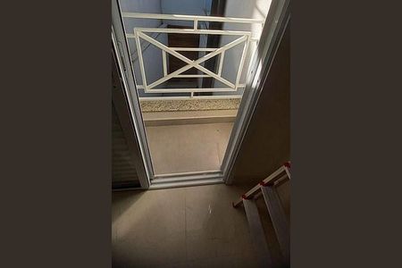 Casa à venda com 74m², 2 quartos e 2 vagas