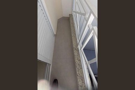 Casa à venda com 74m², 2 quartos e 2 vagas