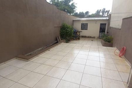 Casa à venda com 197m², 3 quartos e 2 vagas