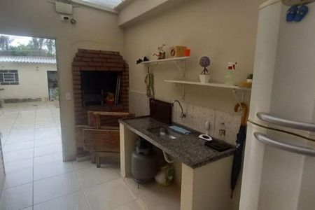 Casa à venda com 197m², 3 quartos e 2 vagas