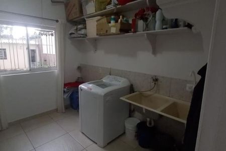 Casa à venda com 197m², 3 quartos e 2 vagas