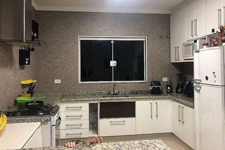 Casa à venda com 190m², 3 quartos e 2 vagas