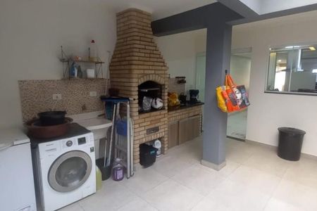 Casa à venda com 169m², 4 quartos e 2 vagas