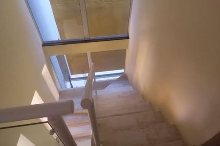 Casa à venda com 169m², 4 quartos e 2 vagas