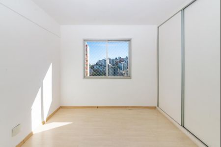 Apartamento para alugar com 85m², 3 quartos e 2 vagas Apartamento para alugar com 85m², 3 quartos e 2 vagasQuarto 1