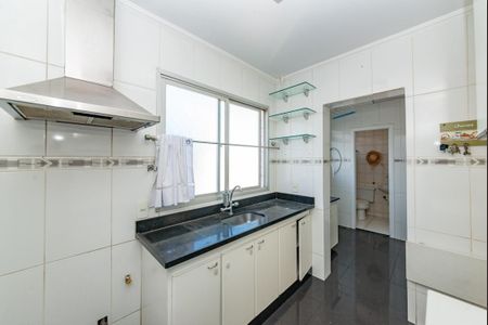 Apartamento para alugar com 85m², 3 quartos e 2 vagas Apartamento para alugar com 85m², 3 quartos e 2 vagasCozinha