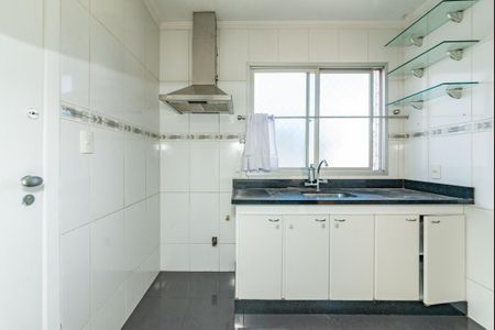 Apartamento para alugar com 85m², 3 quartos e 2 vagas Apartamento para alugar com 85m², 3 quartos e 2 vagasCozinha