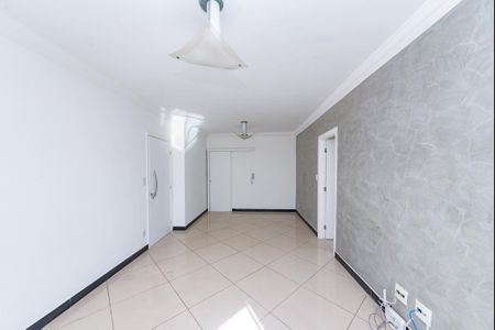 Sala de apartamento para alugar com 3 quartos, 85m² em Buritis, Belo Horizonte