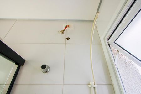 Casa à venda com 160m², 3 quartos e 4 vagas Casa à venda com 160m², 3 quartos e 4 vagasBanheiro 2