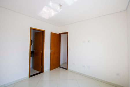 Casa à venda com 160m², 3 quartos e 4 vagas Casa à venda com 160m², 3 quartos e 4 vagasSuíte