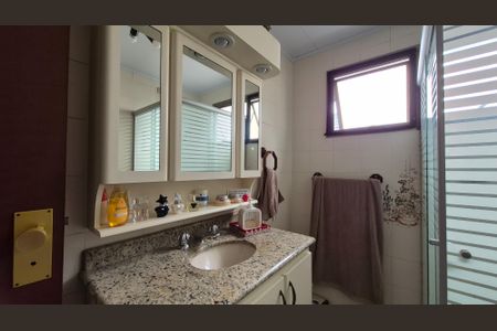 Apartamento à venda com 135m², 3 quartos e 2 vagas Apartamento à venda com 135m², 3 quartos e 2 vagasBanheiro do Quarto 2