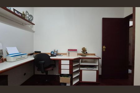 Apartamento à venda com 135m², 3 quartos e 2 vagas Apartamento à venda com 135m², 3 quartos e 2 vagasQuarto 3