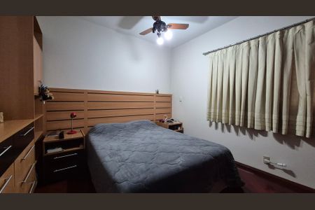 Apartamento à venda com 135m², 3 quartos e 2 vagas Apartamento à venda com 135m², 3 quartos e 2 vagasQuarto 2