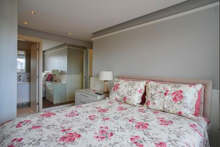 Apartamento à venda com 69m², 2 quartos e 1 vaga Apartamento à venda com 69m², 2 quartos e 1 vagaSuíte