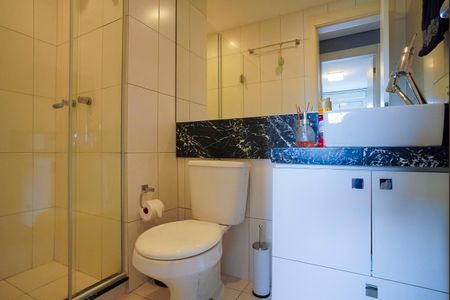 Apartamento à venda com 69m², 2 quartos e 1 vaga Apartamento à venda com 69m², 2 quartos e 1 vagaBanheiro Corredor