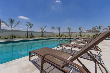Apartamento à venda com 36m², 2 quartos e sem vaga Apartamento à venda com 36m², 2 quartos e sem vagaÁrea comum - Piscina