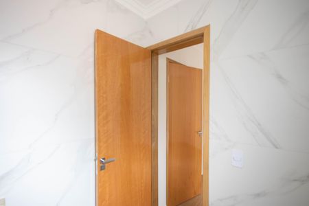 Apartamento à venda com 52m², 2 quartos e 1 vaga Apartamento à venda com 52m², 2 quartos e 1 vagaBanheiro da Suíte 2
