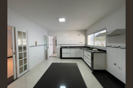 Casa de condomínio para alugar com 500m², 6 quartos e 8 vagasCozinha