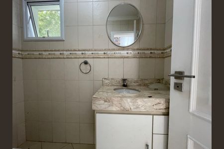 Casa de condomínio para alugar com 500m², 6 quartos e 8 vagasBanheiro 5