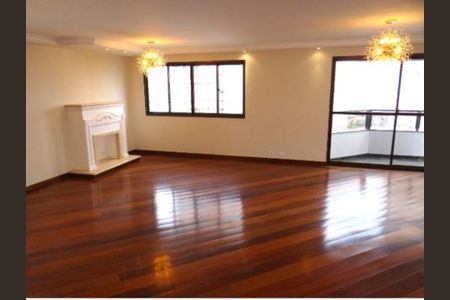Apartamento à venda com 208m², 3 quartos e 3 vagasFoto 03
