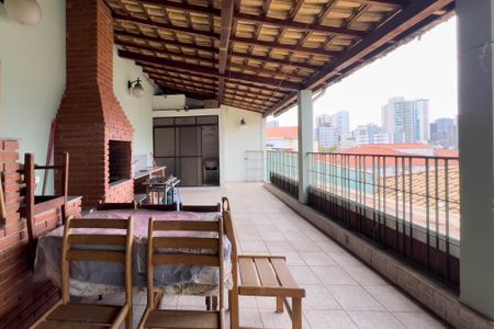 Casa à venda com 232m², 3 quartos e 5 vagas Casa à venda com 232m², 3 quartos e 5 vagasÁrea de Serviço