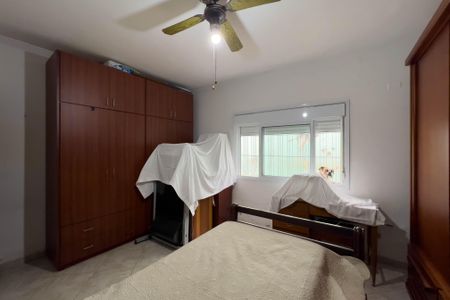 Casa à venda com 232m², 3 quartos e 5 vagas Casa à venda com 232m², 3 quartos e 5 vagasQuarto 2