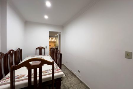 Casa à venda com 232m², 3 quartos e 5 vagas Casa à venda com 232m², 3 quartos e 5 vagasSala de jantar