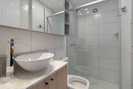 Apartamento para alugar com 73m², 3 quartos e 2 vagas Apartamento para alugar com 73m², 3 quartos e 2 vagasBanheiro Social