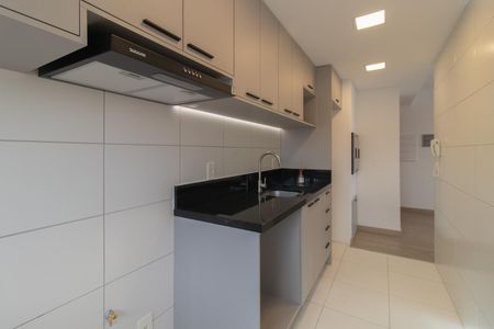 Apartamento para alugar com 73m², 3 quartos e 2 vagas Apartamento para alugar com 73m², 3 quartos e 2 vagasCozinha e Área de Serviço