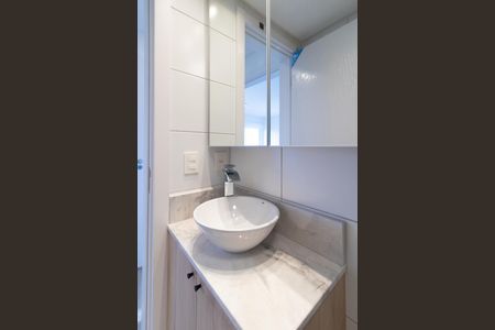 Apartamento para alugar com 73m², 3 quartos e 2 vagas Apartamento para alugar com 73m², 3 quartos e 2 vagasBanheiro Social