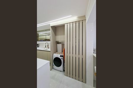 Apartamento para alugar com 151m², 3 quartos e 3 vagasÁrea de Serviço