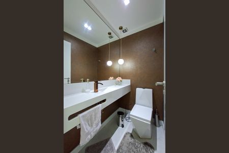 Apartamento para alugar com 151m², 3 quartos e 3 vagasLavabo