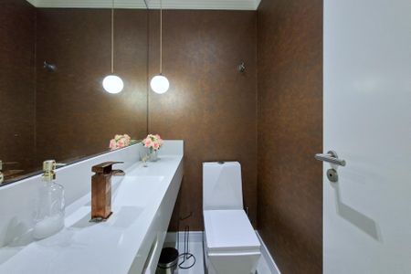 Apartamento para alugar com 151m², 3 quartos e 3 vagasLavabo