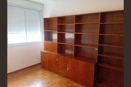 Apartamento à venda com 176m², 3 quartos e 1 vaga Apartamento à venda com 176m², 3 quartos e 1 vagaQuarto 2