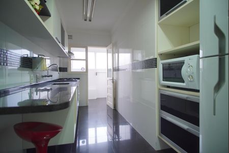 Apartamento à venda com 82m², 2 quartos e 1 vagaCozinha