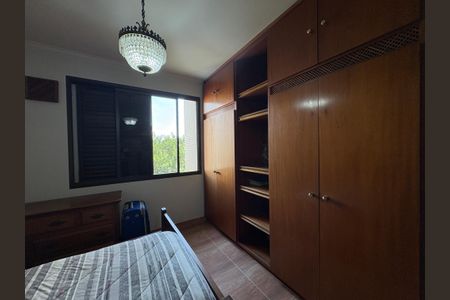 Casa à venda com 157m², 4 quartos e 2 vagasSuíte